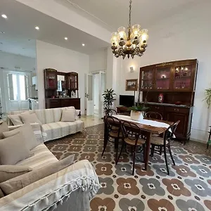 Apartment Lux Domus, Bari